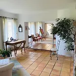 Provencale Familiale Avec Piscine غريمو