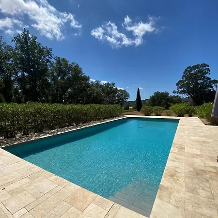 Provencale Familiale Avec Piscine *