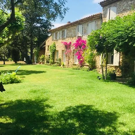 Provencale Familiale Avec Piscine