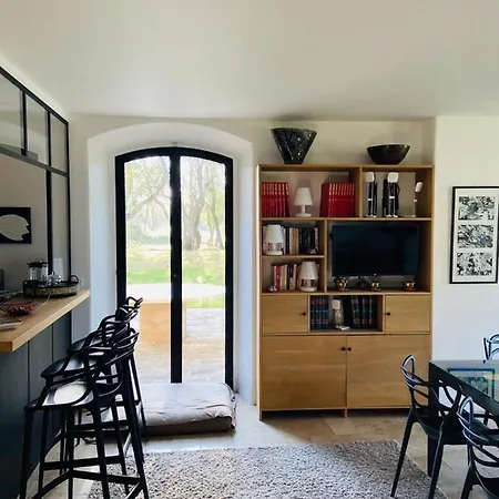 Provencale Familiale Avec Piscine
