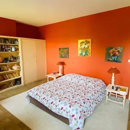 Provencale Familiale Avec Piscine Villa