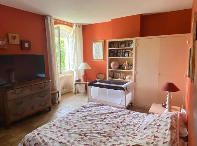 Villa Provençale Familiale Avec Piscine *